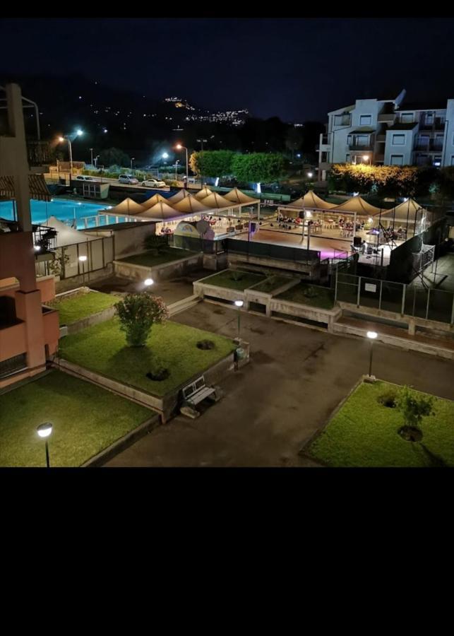 Appartamento Les Roches Noires Giardini-Naxos Kültér fotó